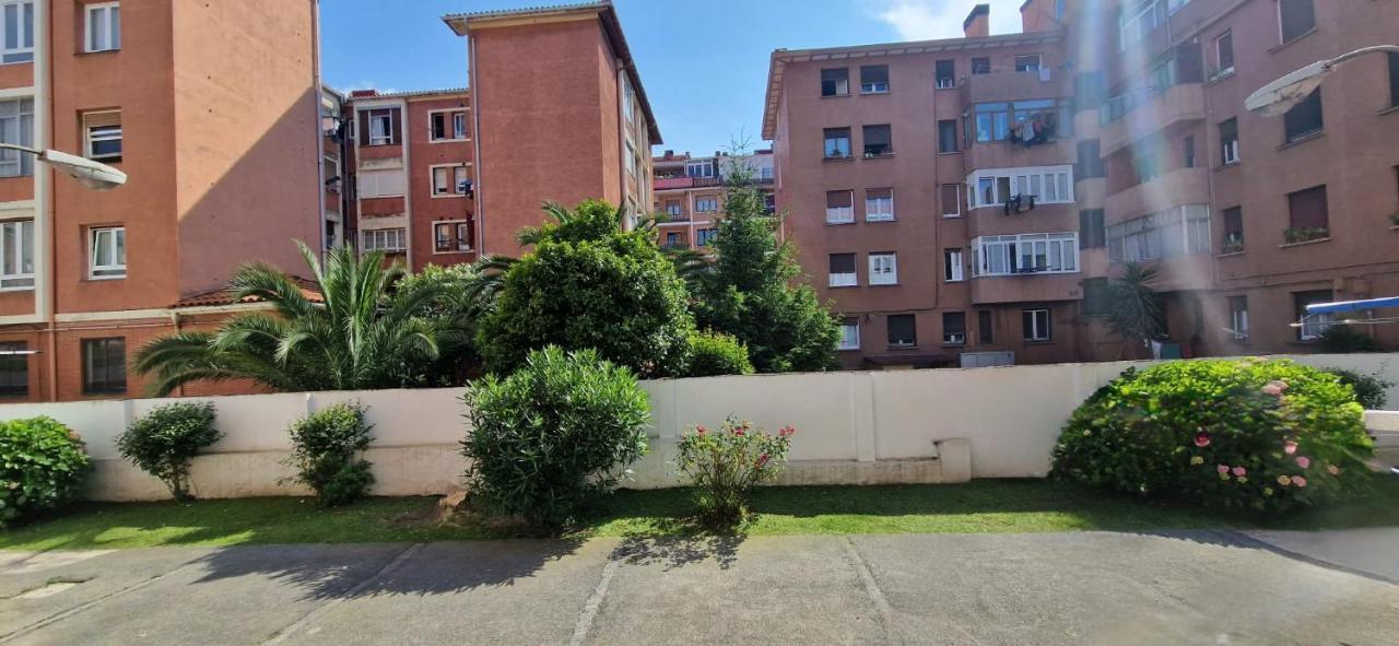 Family Apartment / Apartamento Familiar Getxo Bagian luar foto
